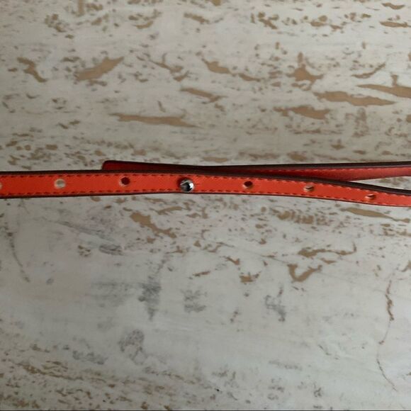 Stella and Dot Waverly petite Crossbody - Picture 9 of 15